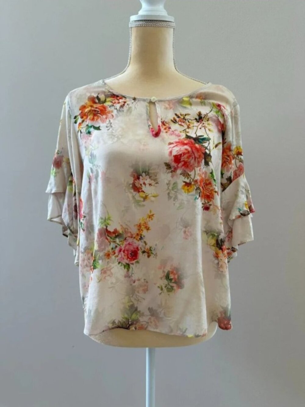 Floral Short-Sleeve Shirt - Velvet by Graham & Spencer - Size S